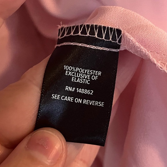 Torrid Georgette blouse women’s 4X pink long sleeve button front NWT smocked - Picture 8 of 12